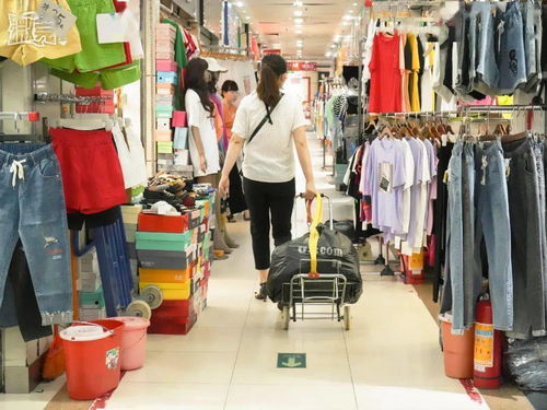 开业12年,东莞这家服装批发城,怎么样了